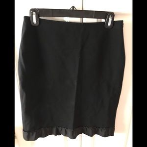 BEAUTIFULLY MADE Ann Taylor Skirt